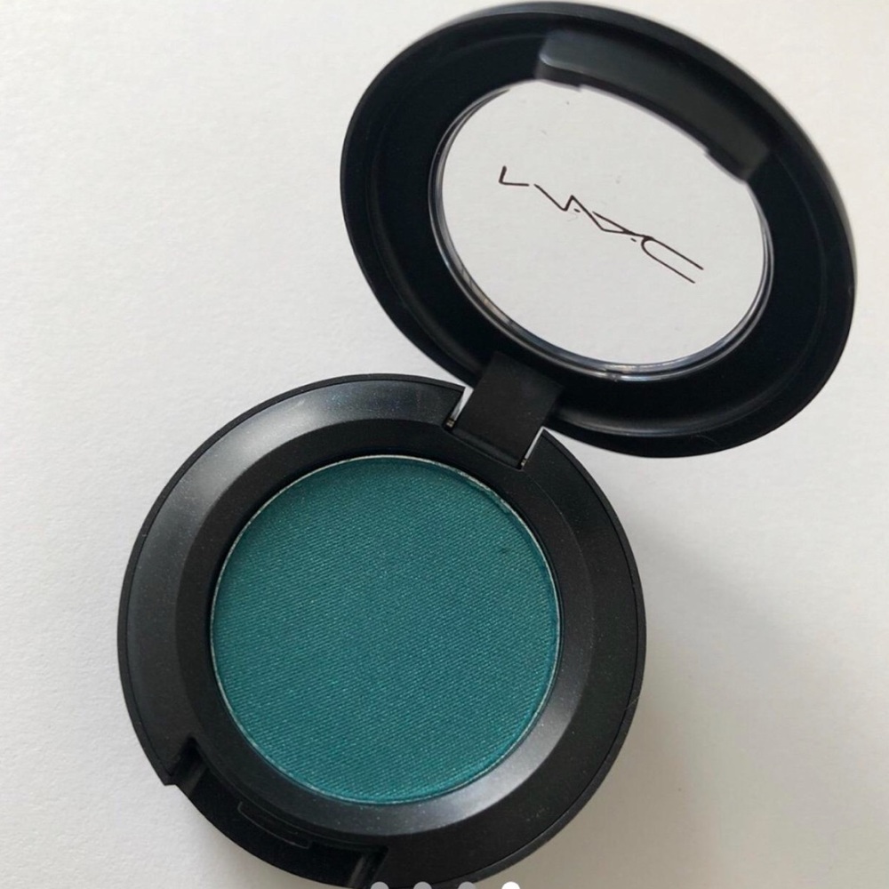 MAC Cosmetics Eyeshadow - Picture 4 of 4